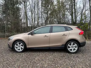 Used 2014 Volvo V40 Cross Country Lux Bronze - Interior and Exterior details 6