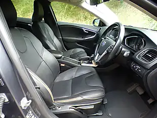 Used 2014 Volvo V40 Cross Country Lux Grey - Interior and Exterior details 11