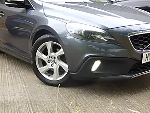 Used 2014 Volvo V40 Cross Country Lux Grey - Interior and Exterior details 17
