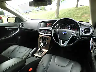 Used 2014 Volvo V40 Cross Country Lux Grey - Interior and Exterior details 3