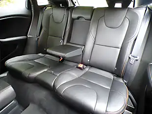 Used 2014 Volvo V40 Cross Country Lux Grey - Interior and Exterior details 5
