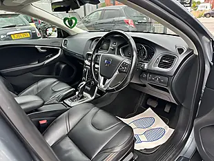 Used 2014 Volvo V40 Cross Country Lux Grey - Interior and Exterior details 10