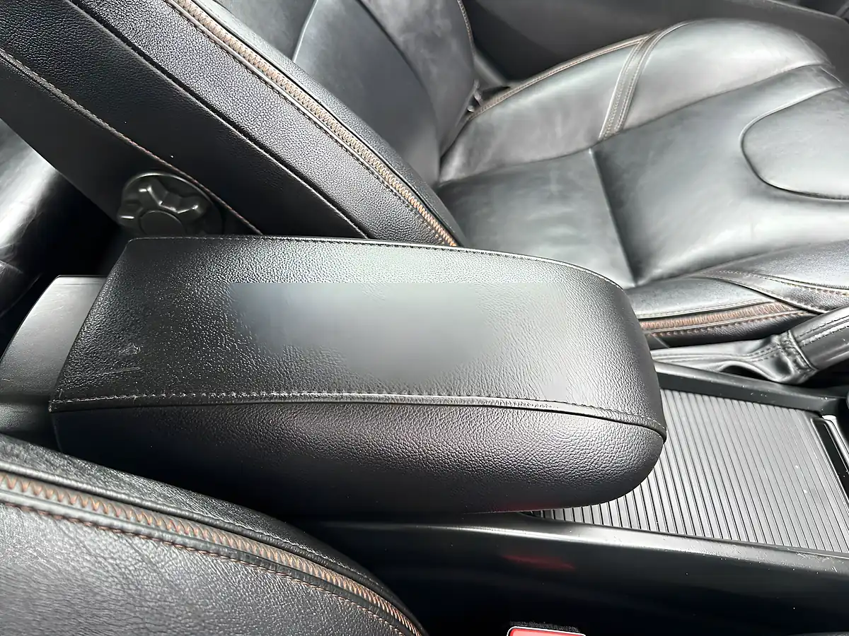 Used 2014 Volvo V40 Cross Country Lux Grey - Interior and Exterior details 16