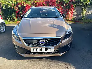 Used 2014 Volvo V40 Cross Country Lux Nav Bronze - Interior and Exterior details 2