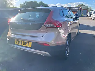 Used 2014 Volvo V40 Cross Country Lux Nav Bronze - Interior and Exterior details 8