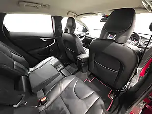 Used 2014 Volvo V40 Cross Country Lux Red - Interior and Exterior details 7