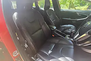 Used 2014 Volvo V40 Cross Country Lux Red - Interior and Exterior details 15