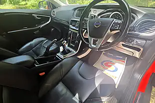 Used 2014 Volvo V40 Cross Country Lux Red - Interior and Exterior details 16