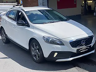 Used 2014 Volvo V40 Cross Country Lux White - Interior and Exterior details 4