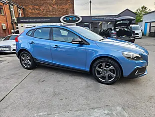Used 2014 Volvo V40 Cross Country Luxury Power Blue - Interior and Exterior details 14