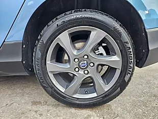 Used 2014 Volvo V40 Cross Country Luxury Power Blue - Interior and Exterior details 16