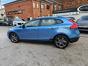 Used 2014 Volvo V40 Cross Country Luxury Power Blue - Interior and Exterior details 18