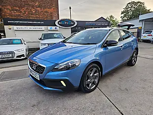 Used 2014 Volvo V40 Cross Country Luxury Power Blue - Interior and Exterior details 3