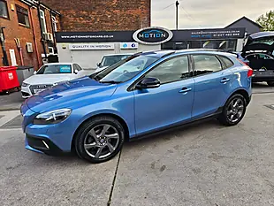 Used 2014 Volvo V40 Cross Country Luxury Power Blue - Interior and Exterior details 4
