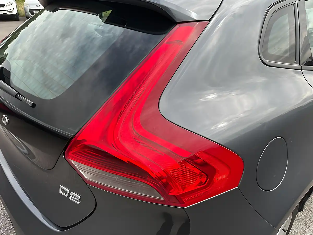 Used 2014 Volvo V40 Es Grey - Interior and Exterior details 11