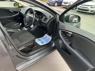 Used 2014 Volvo V40 Es Grey - Interior and Exterior details 12