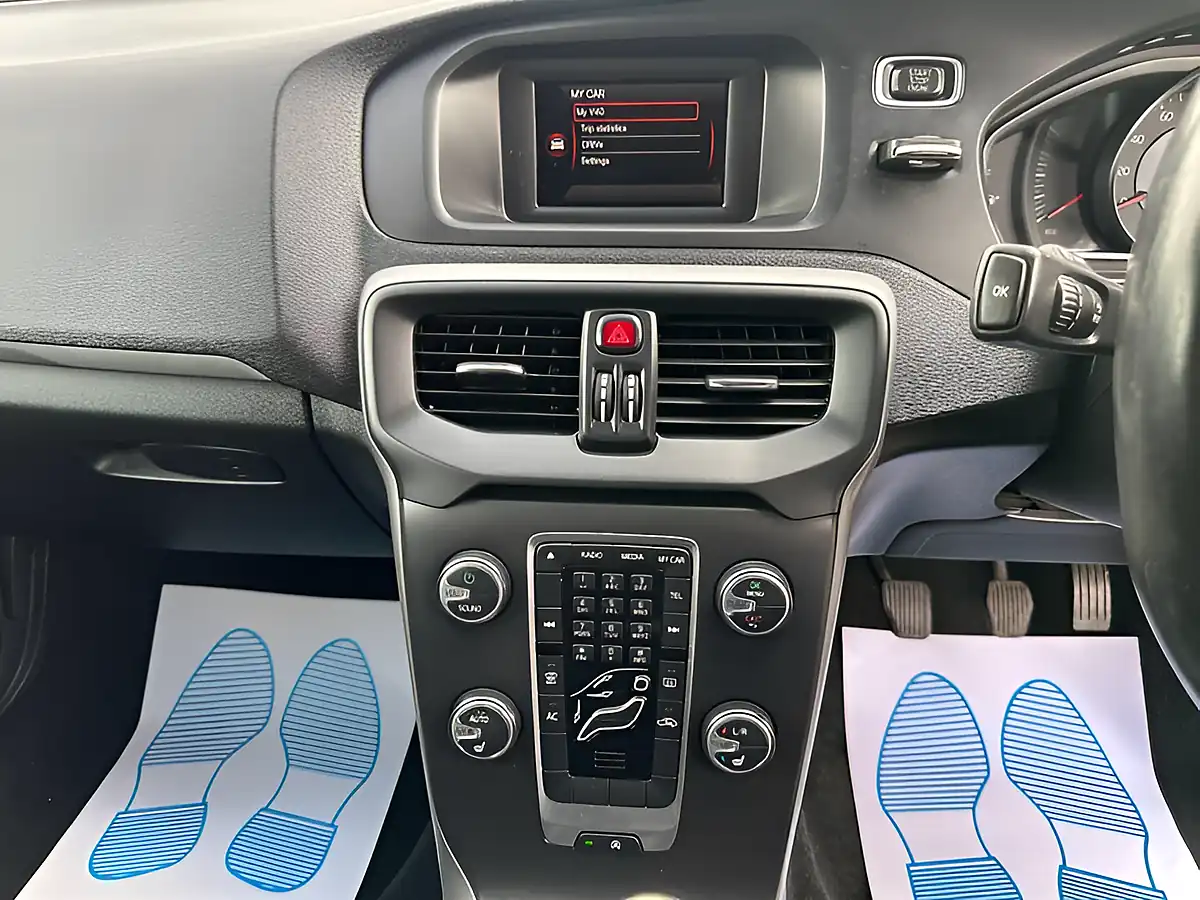 Used 2014 Volvo V40 Es Grey - Interior and Exterior details 14