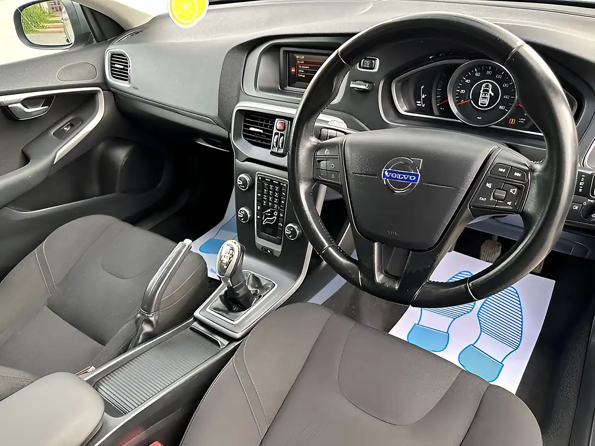 Used 2014 Volvo V40 Es Grey - Interior and Exterior details 2