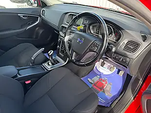 Used 2014 Volvo V40 Es Nav Red - Interior and Exterior details 17