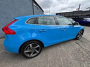 Used 2014 Volvo V40 R-Design Blue - Interior and Exterior details 11
