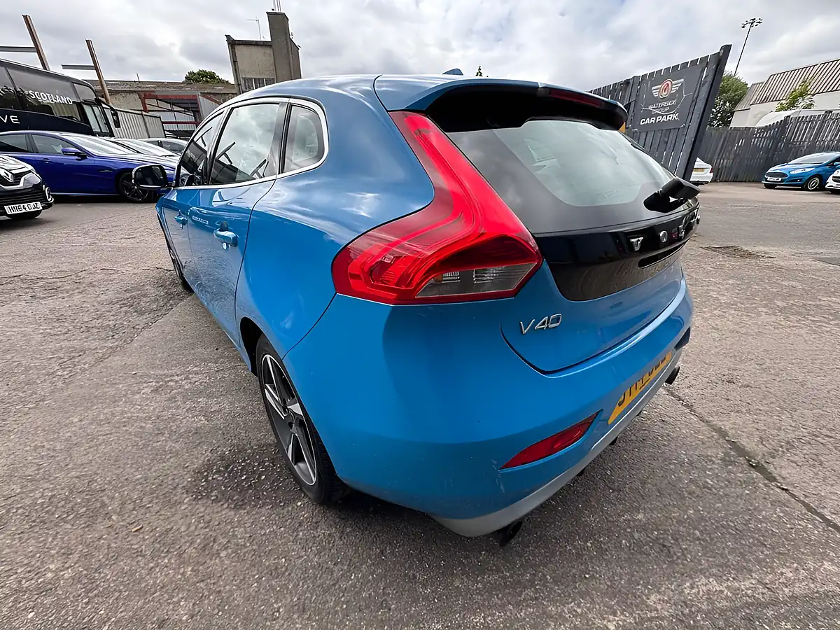 Used 2014 Volvo V40 R-Design Blue - Interior and Exterior details 16