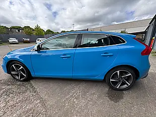 Used 2014 Volvo V40 R-Design Blue - Interior and Exterior details 19
