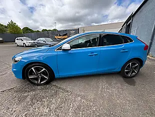 Used 2014 Volvo V40 R-Design Blue - Interior and Exterior details 20