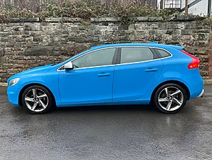 Used 2014 Volvo V40 R-Design Caspian Blue - Interior and Exterior details 4