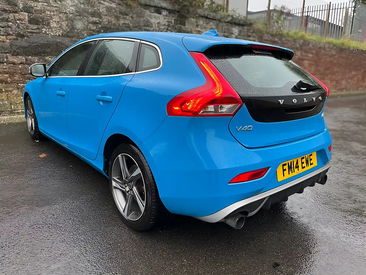 Used 2014 Volvo V40 R-Design Caspian Blue - Interior and Exterior details 5