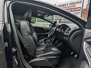 Used 2014 Volvo V40 R-Design - Interior and Exterior details 16