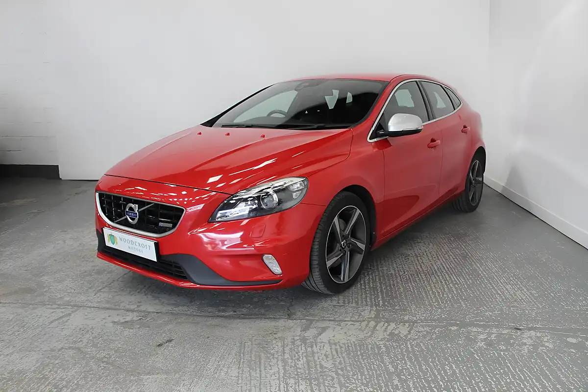 Used 2014 Volvo V40 R-Design Lux Red - Interior and Exterior details 2