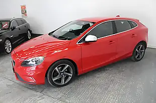 Used 2014 Volvo V40 R-Design Lux Red - Interior and Exterior details 4