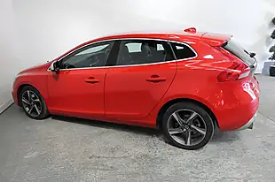 Used 2014 Volvo V40 R-Design Lux Red - Interior and Exterior details 7