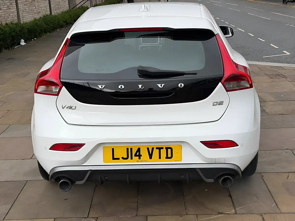 Used 2014 Volvo V40 R-Design Nav White - Interior and Exterior details 2