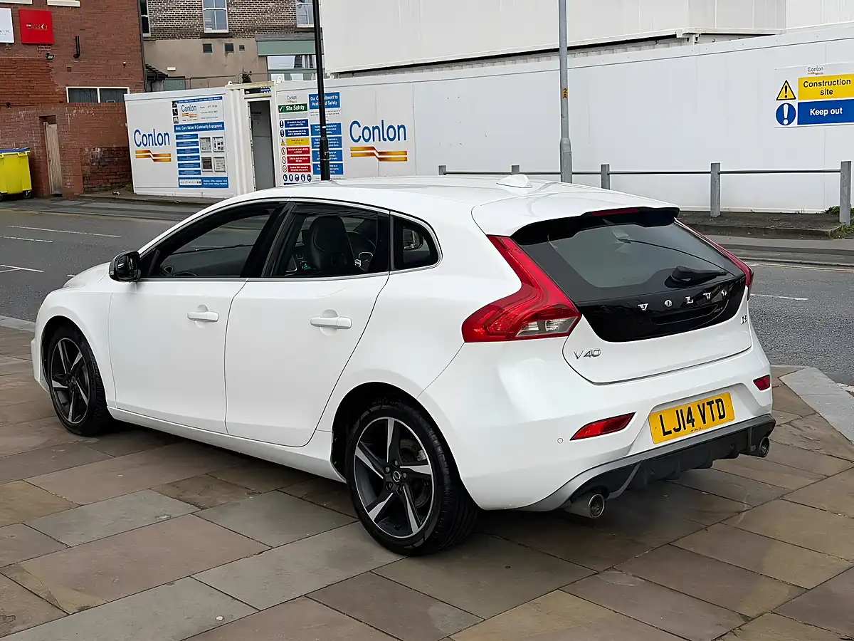 Used 2014 Volvo V40 R-Design Nav White - Interior and Exterior details 5