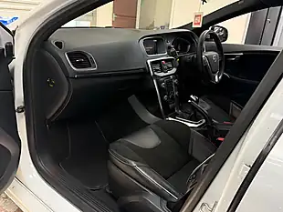 Used 2014 Volvo V40 R-Design Nav White - Interior and Exterior details 10