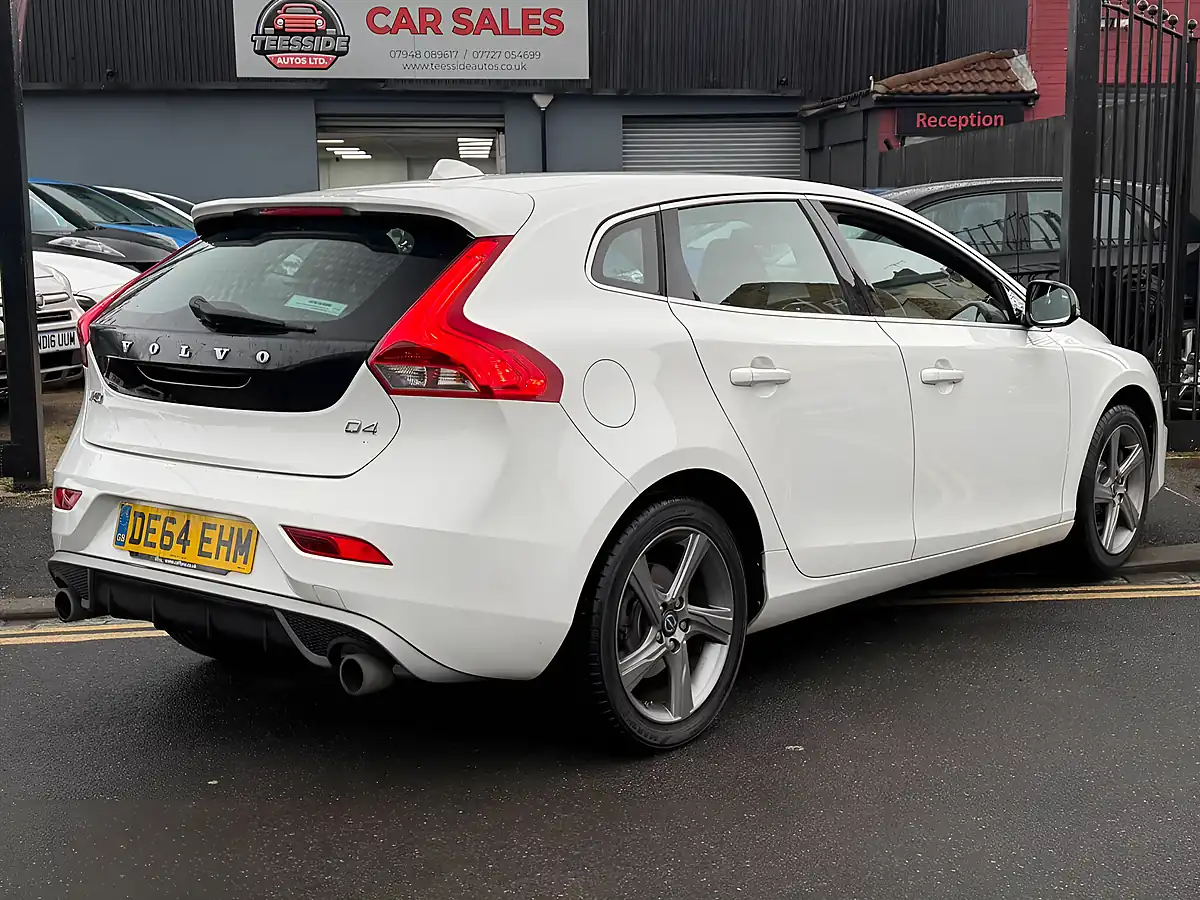 Used 2014 Volvo V40 R-Design Nav White - Interior and Exterior details 6