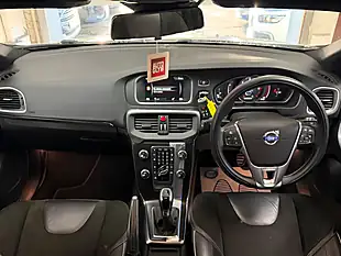 Used 2014 Volvo V40 R-Design Nav White - Interior and Exterior details 9