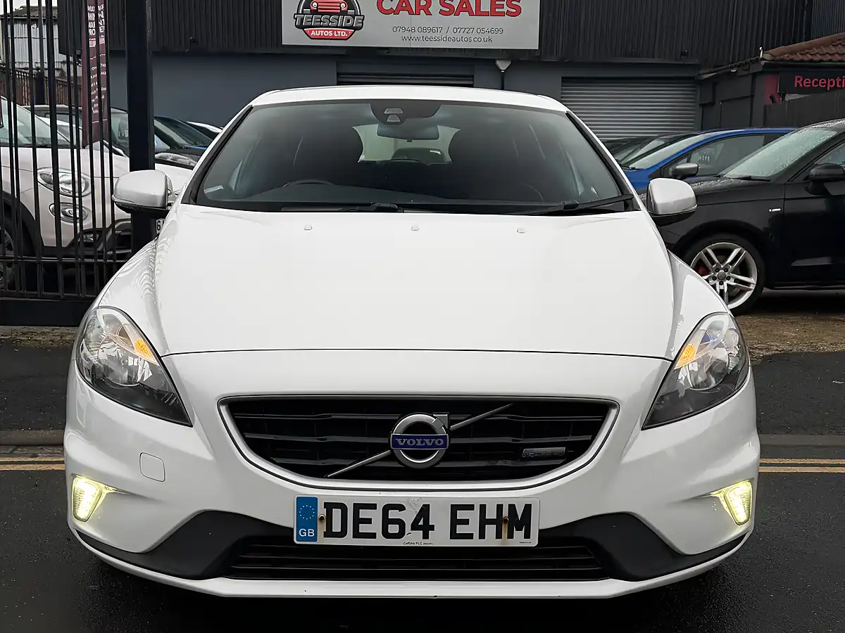 Used 2014 Volvo V40 R-Design Nav White - Interior and Exterior details 7