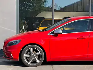 Used 2014 Volvo V40 R-Design Red - Interior and Exterior details 13