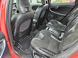 Used 2014 Volvo V40 R-Design Red - Interior and Exterior details 11