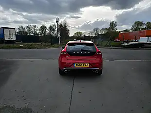 Used 2014 Volvo V40 R-Design Red - Interior and Exterior details 7