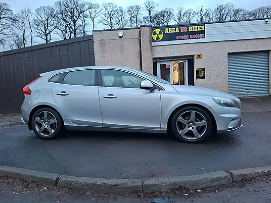 2014 Volvo V40 R-Design 1.6 D2