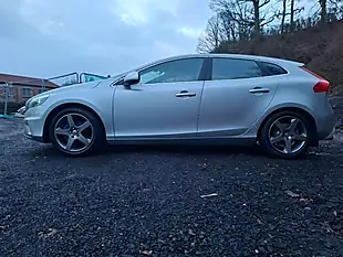 Used 2014 Volvo V40 R-Design Silver - Interior and Exterior details 6