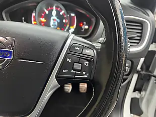 Used 2014 Volvo V40 R-Design White - Interior and Exterior details 18