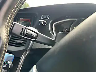 Used 2014 Volvo V40 R-Design White - Interior and Exterior details 16
