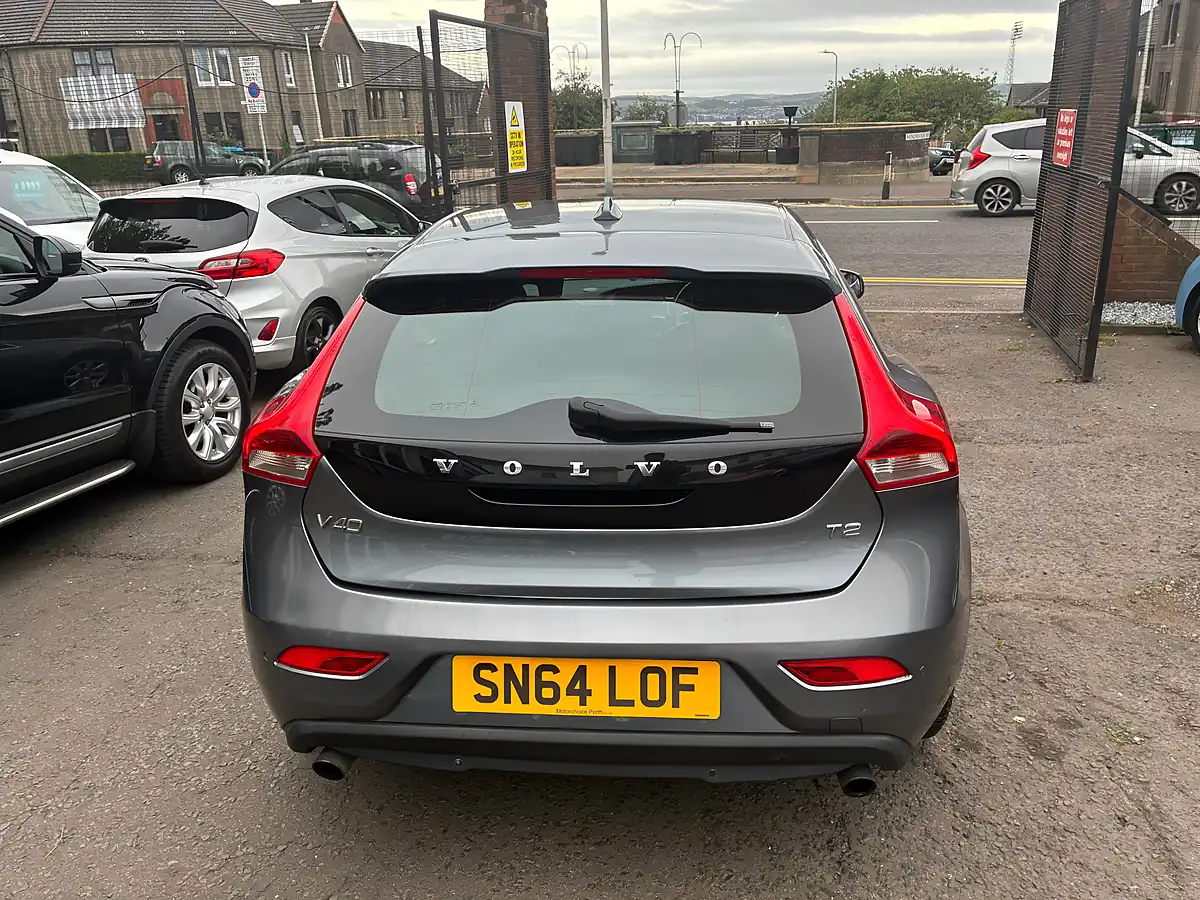 Used 2014 Volvo V40 Se Grey - Interior and Exterior details 4