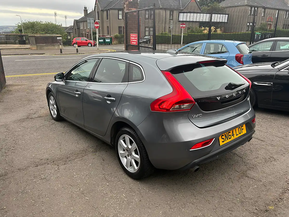 Used 2014 Volvo V40 Se Grey - Interior and Exterior details 5