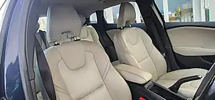 Used 2014 Volvo V40 Se Lux Blue - Interior and Exterior details 11