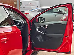 Used 2014 Volvo V40 Se Red - Interior and Exterior details 13